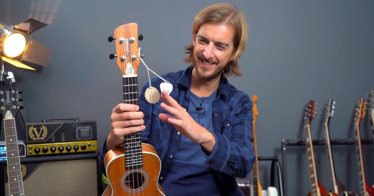 Andy's Signature Ukulele UNBOXING VIDEO Uke now on sale!